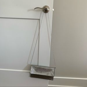 White by Vera Wang crossbody clutch purse